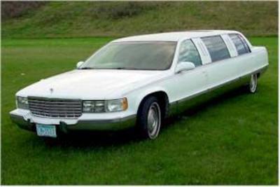Stretch Limo - Cadillac DTS