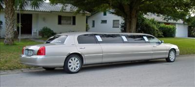 Stretch Limo - Lincoln Town Car