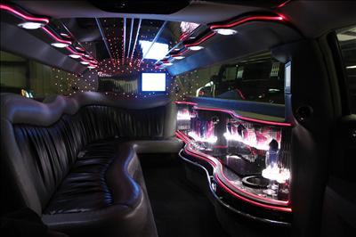 Stretch Limo - Chrysler 300