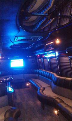 Mini-Bus - Limo / Party Style 
