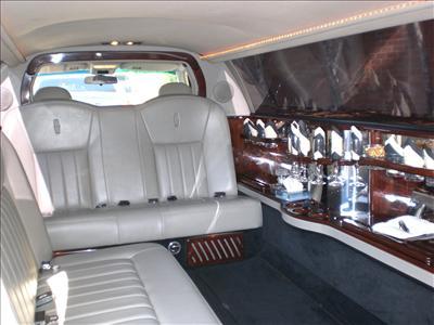Stretch Limo - Lincoln Town Car