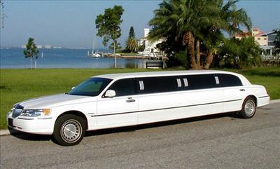 Stretch Limo - Lincoln Town Car