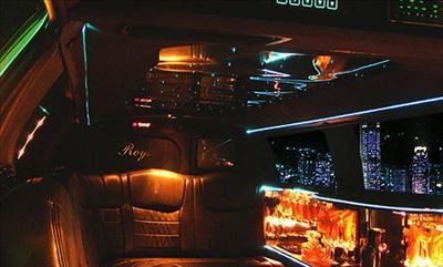 Stretch Limo - Lincoln Town Car