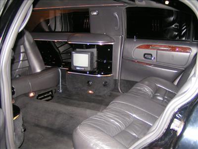 Stretch Limo - Lincoln Town Car