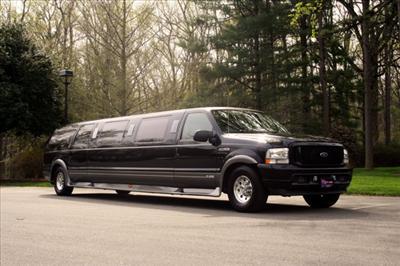 Stretch SUV - Ford Excursion