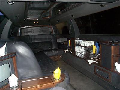 Stretch Limo - Lincoln Town Car