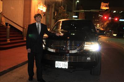 Stretch SUV - Lincoln Navigator