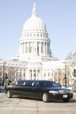 Stretch Limo - Lincoln Town Car