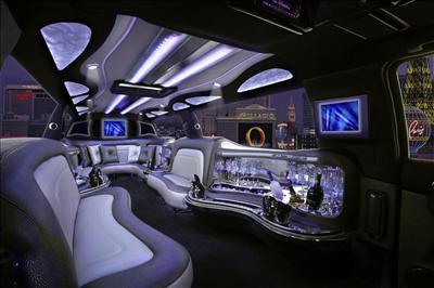 Stretch SUV - Cadillac Escalade