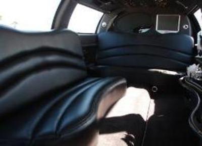 Stretch Limo - Lincoln Town Car