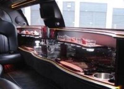 Stretch Limo - Lincoln Town Car
