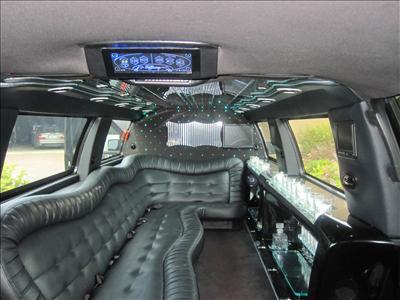 Stretch SUV - Ford Expedition