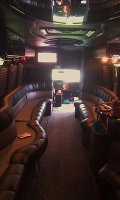 Mini-Bus - Limo / Party Style 