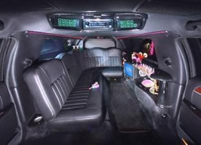 Stretch Limo - Lincoln Town Car