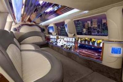 Stretch SUV - Ford 