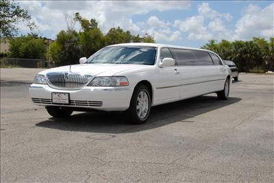 Stretch Limo - Lincoln Town Car