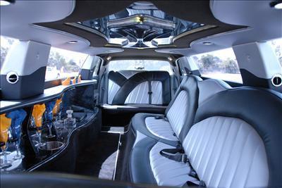 Stretch Limo - Chrysler 300