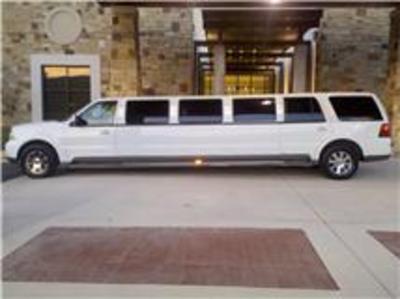 Stretch SUV - Lincoln Navigator