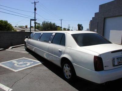 Stretch Limo - Cadillac DTS