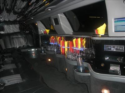 Stretch Limo - Lincoln Town Car