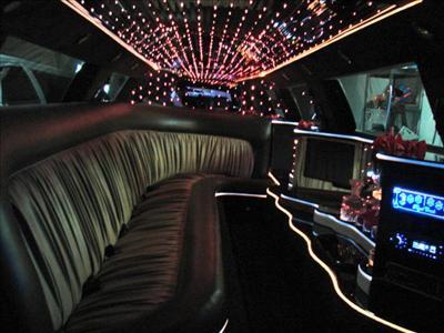 Stretch Limo - Lincoln Town Car