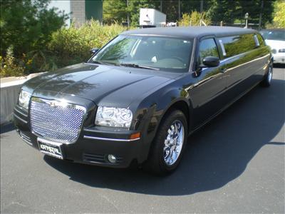 Stretch Limo - Chrysler 300