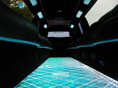 Stretch SUV - Cadillac Escalade