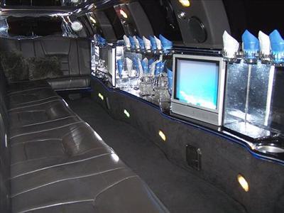 Stretch Limo - Lincoln Town Car