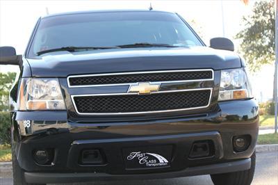 SUV - Chevrolet Suburban