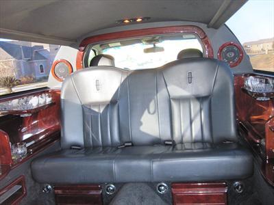 Stretch Limo - Lincoln Town Car