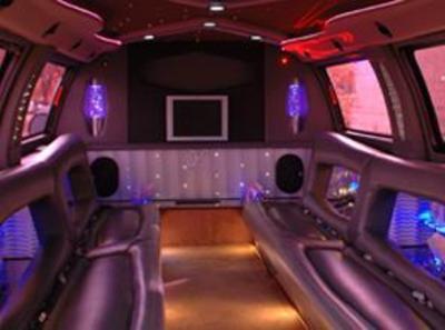 Stretch SUV - Ford Excursion