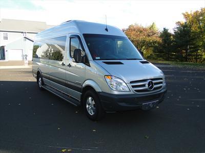 Van - Mercedes Benz Sprinter