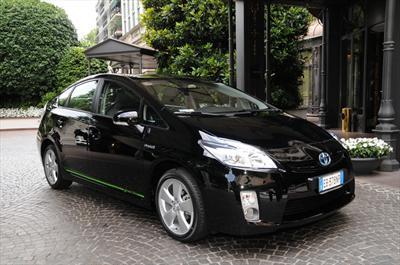 Sedan - Toyota Prius