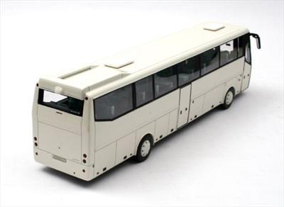 MotorCoach - Deluxe Motor Coach 