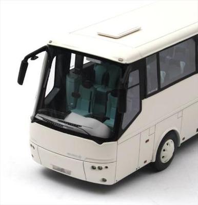MotorCoach - Deluxe Motor Coach 
