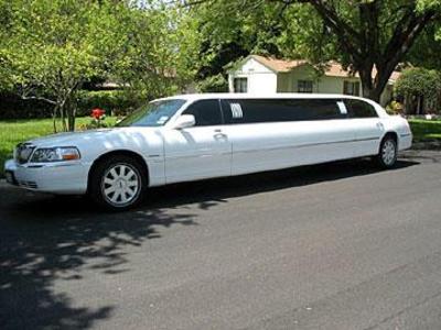 Stretch Limo - Lincoln Town Car