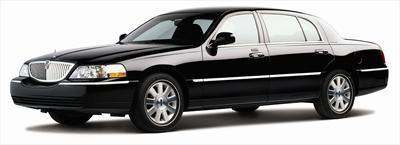 Sedan - Lincoln Town Car L