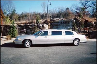 Stretch Limo - Lincoln Town Car