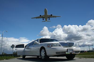 Stretch Limo - Lincoln Town Car