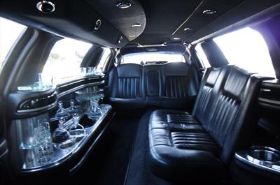 Stretch Limo - Lincoln Town Car