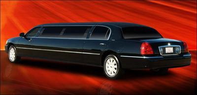 Stretch Limo - Lincoln Town Car