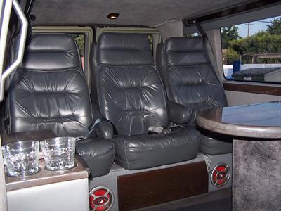 Van - Executive Van 