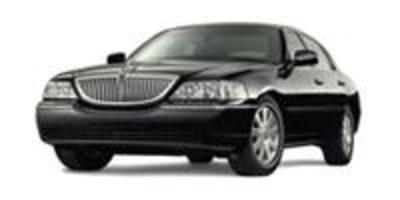 Sedan - Lincoln Town Car