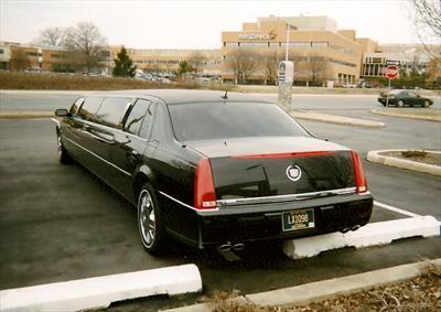 Stretch Limo - Cadillac DTS