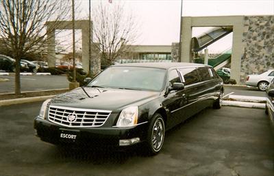 Stretch Limo - Cadillac DTS