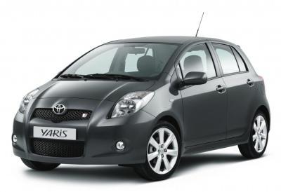 Sedan - Toyota Corolla
