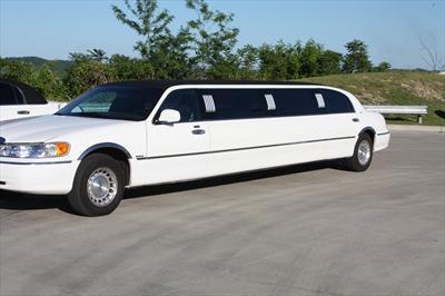 Stretch Limo - Lincoln Town Car
