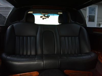 Stretch Limo - Lincoln Town Car