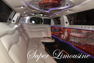 Stretch Limo - Chrysler 300