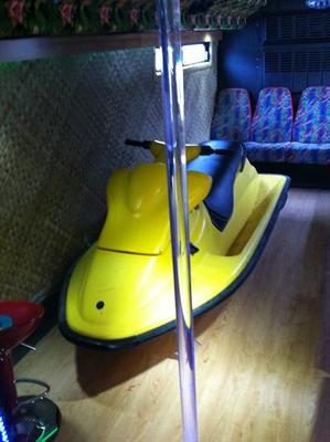 Mini-Bus - Limo / Party Style 